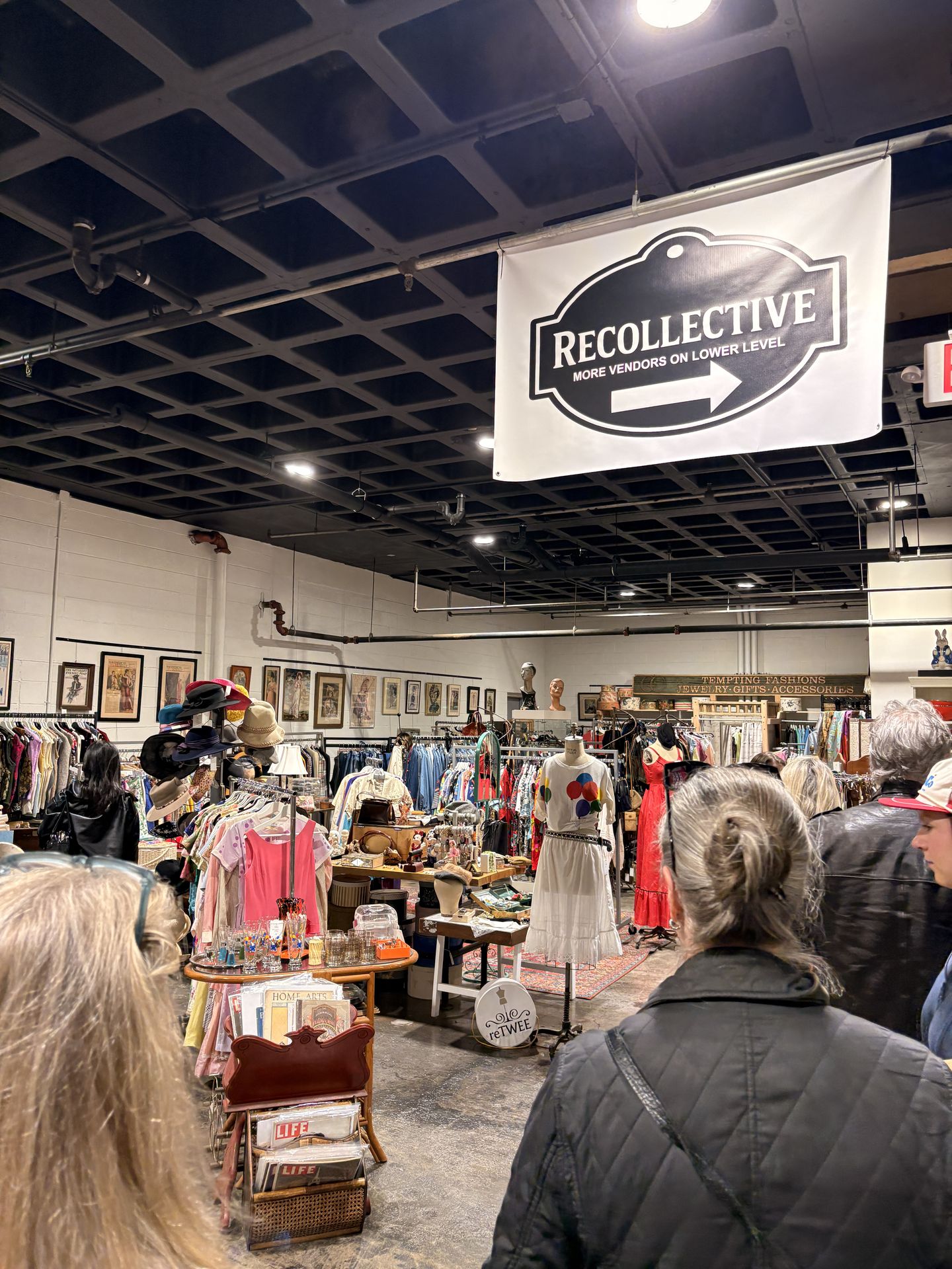 Recollective interior