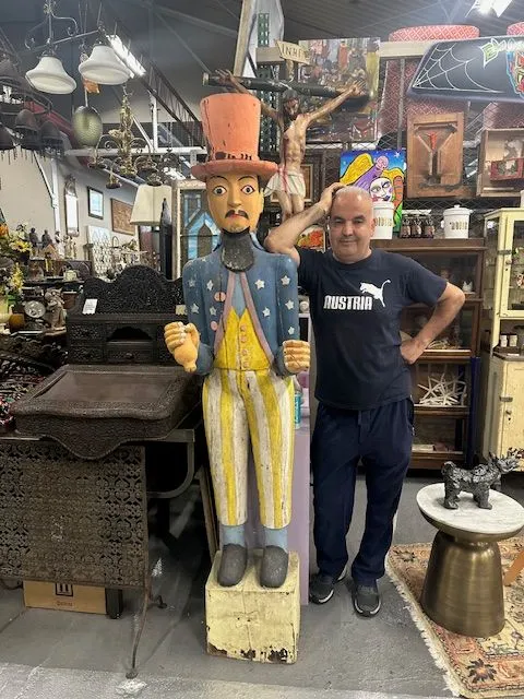 The Tiny French Flea